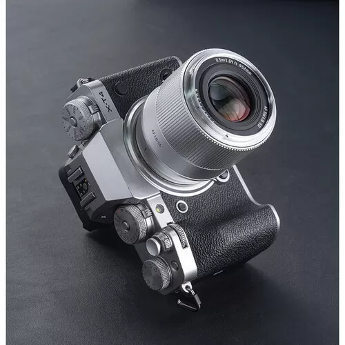 Ống kính AF TTArtisan 56mm F1.8 cho Sony E, Fuji X, Nikon Z