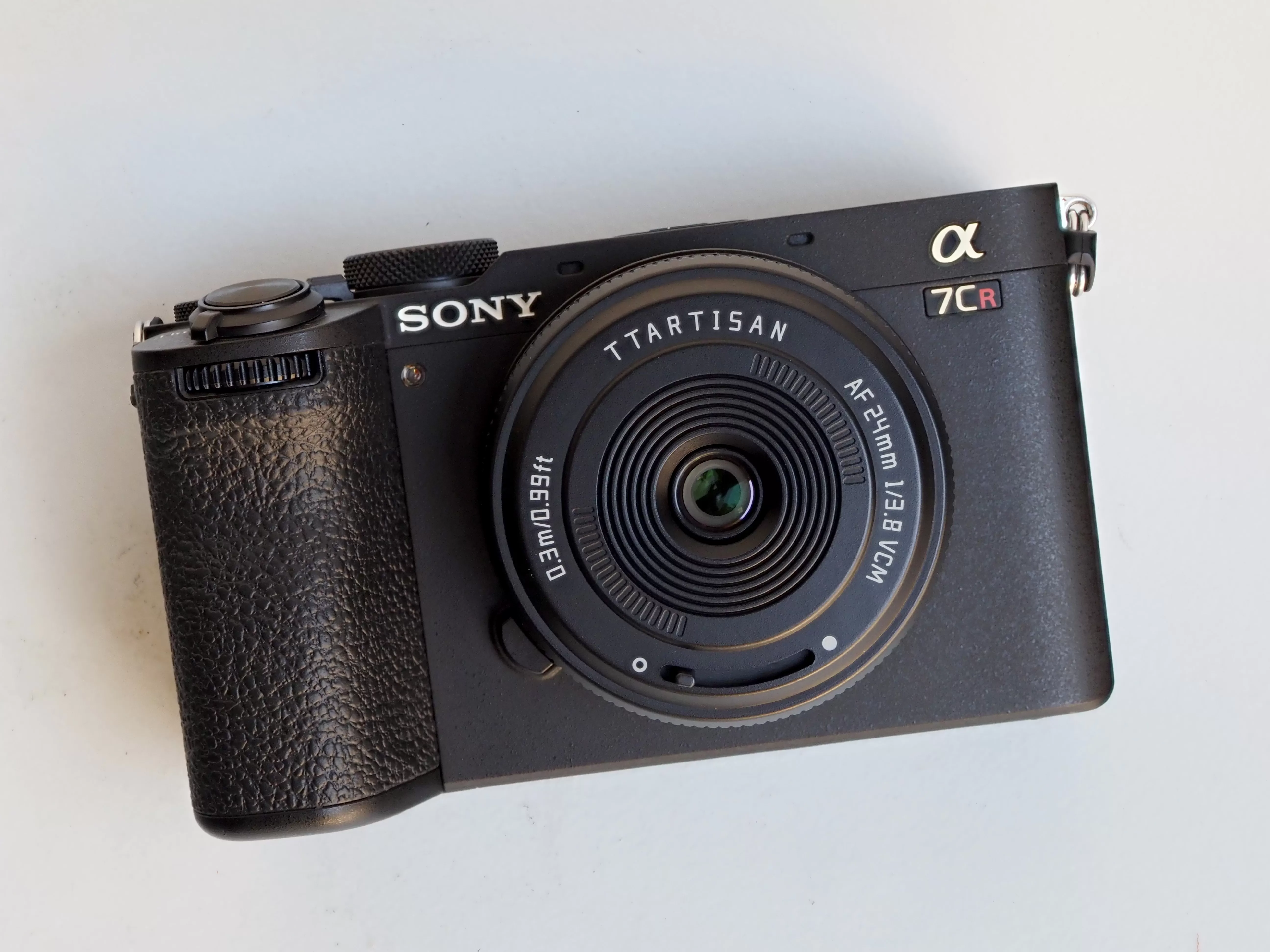 Lens TTArtisan 24mm F3.8 AF Pancake