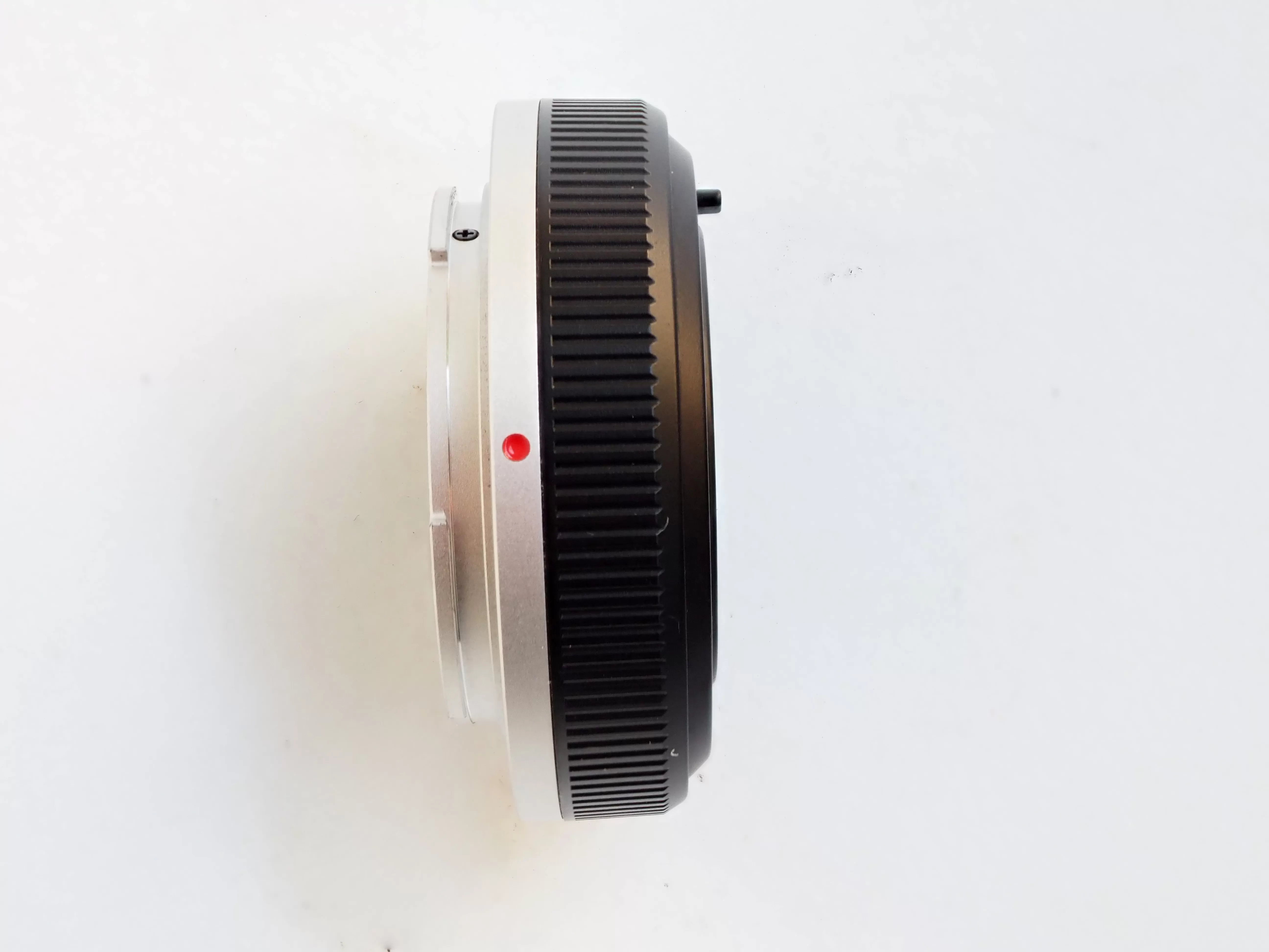 Lens TTArtisan 24mm F3.8 AF Pancake