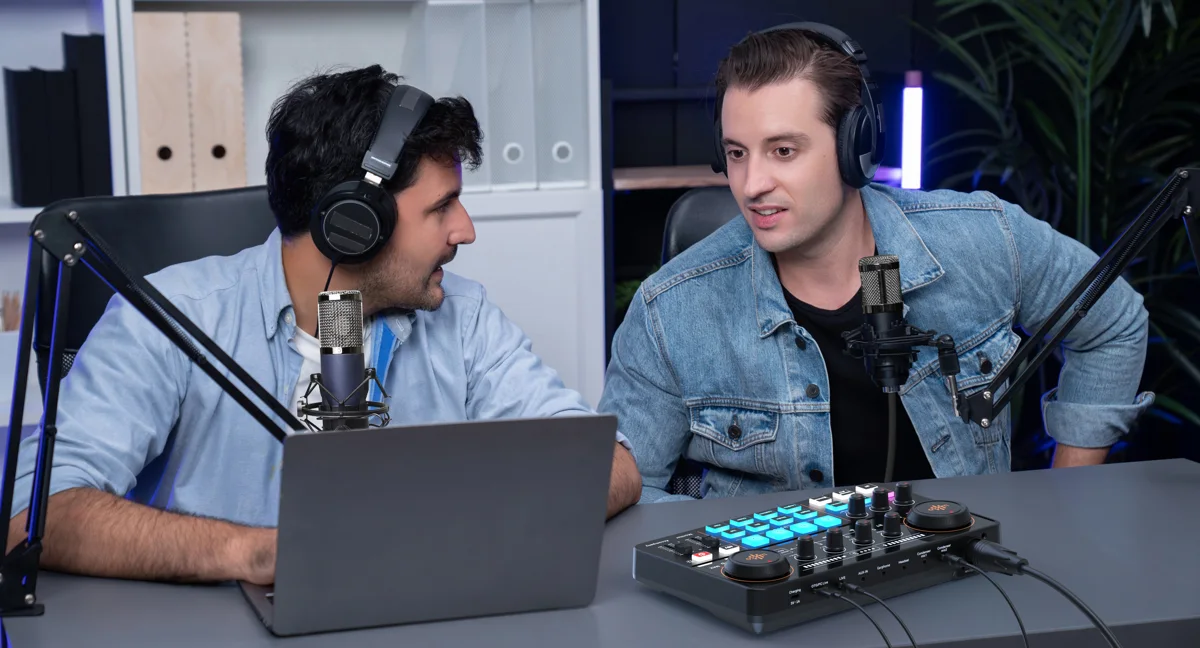Mixer kiêm audio interface và card âm thanh Luucco MI-2 cho livestream, podcast